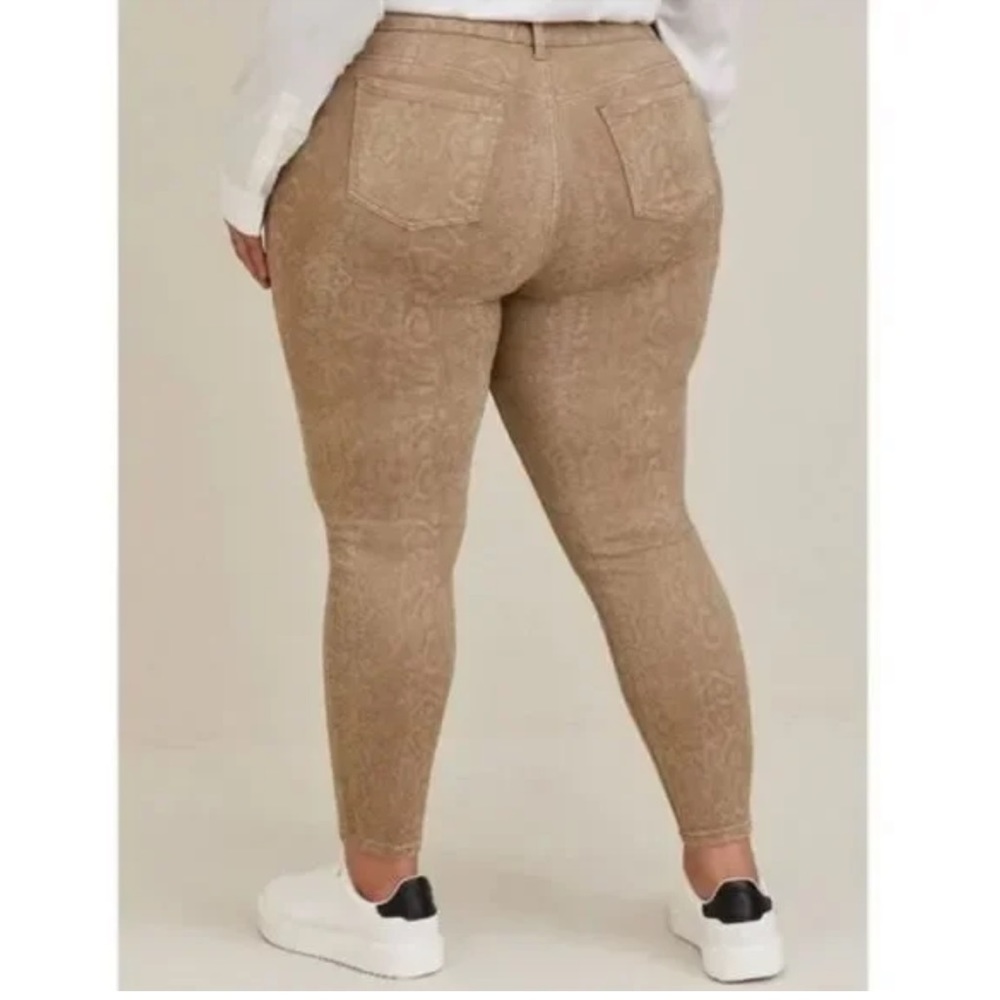 NWT Torrid Snakeskin Jeggings Jeans Leggings Khaki Feel The Fit Super Soft Plus - Picture 7 of 7